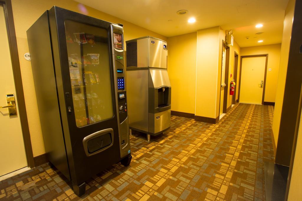 Prince Flushing Hotel Нью-Йорк Экстерьер фото