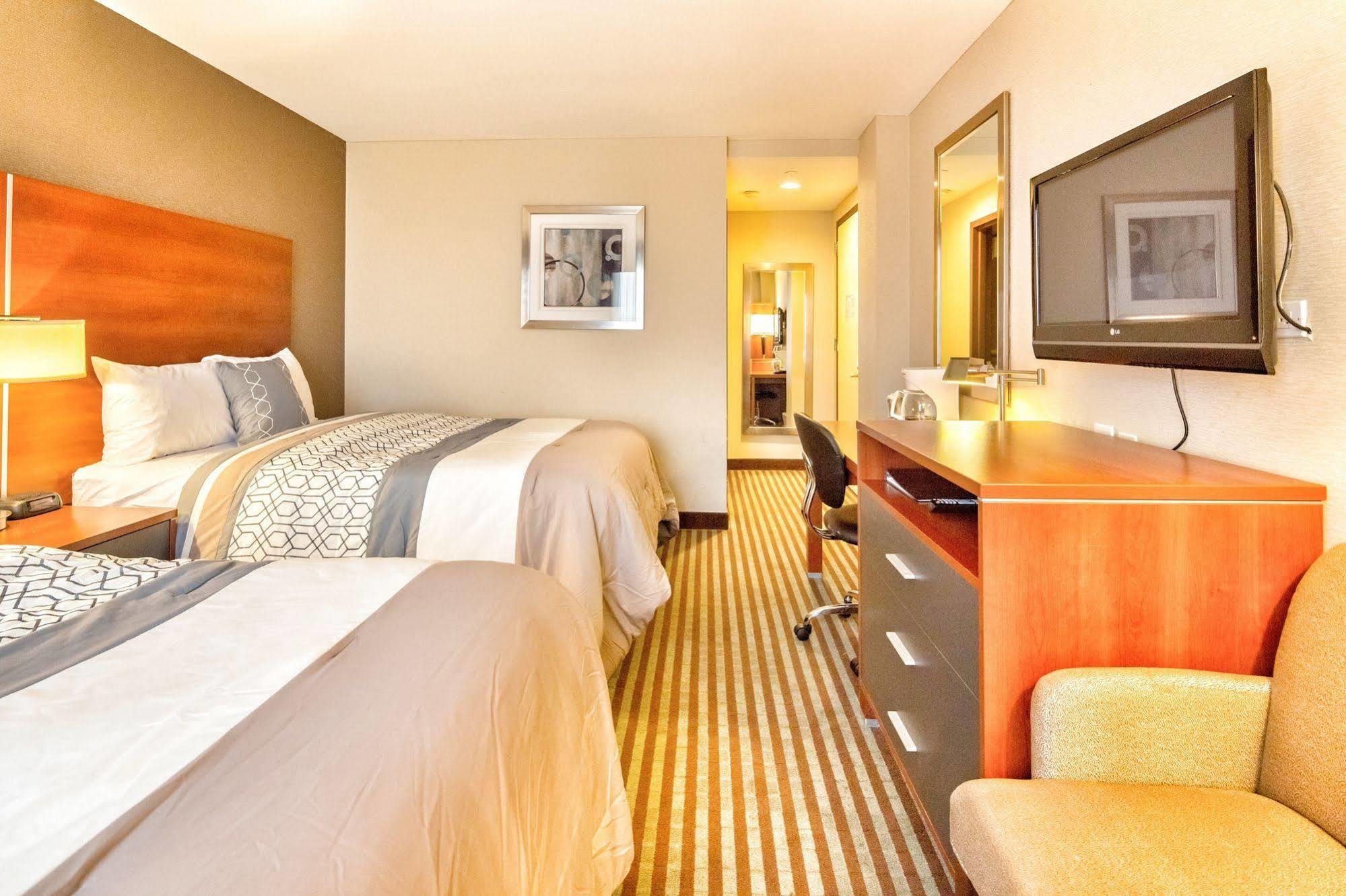 Prince Flushing Hotel Нью-Йорк Экстерьер фото